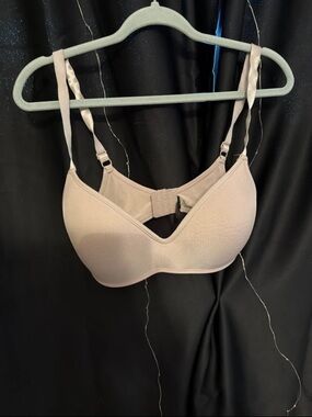 Everyday Seamless Molded-Cup Bra in Nude